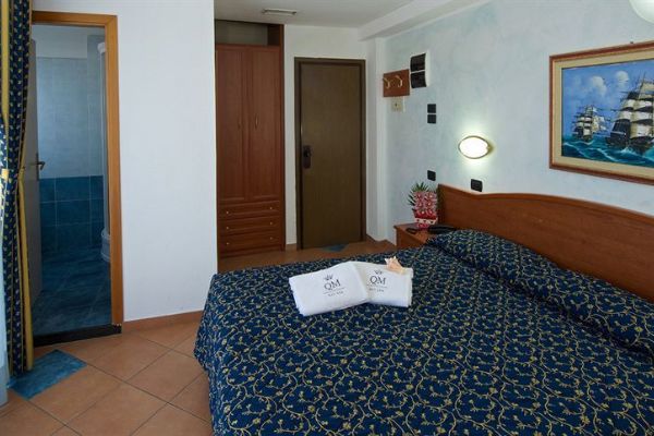 Hotel Queen Mary (Cattolica)